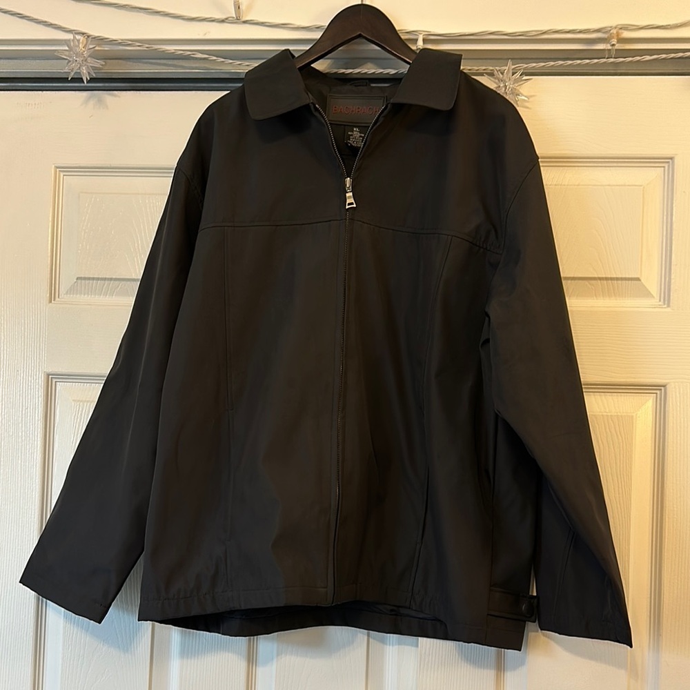 Bachrach Men’s Collared Black Jacket